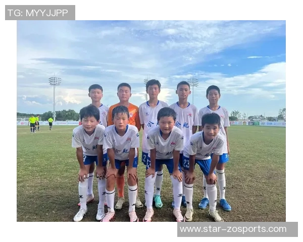 西安足球队荣登足球灵活性排行榜第五名展现出色竞技水平与团队协作能力实时数据